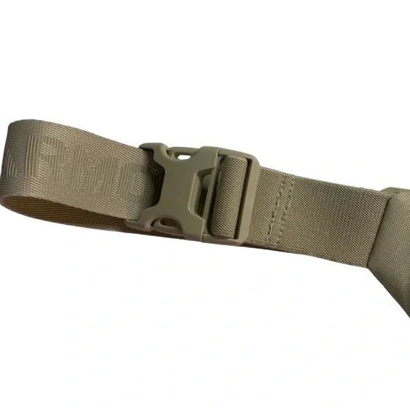 2/$30 Under Armor UA Flex Waist Bag Belt Khaki Crossbody Cream Beige Tan - Picture 4 of 11